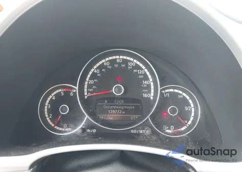 2013 Volkswagen Beetle 2.0L Tdi z USA, uszkodzony, nr VIN 3VWRL7AT8DM637086